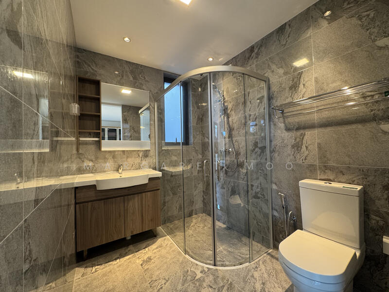 Rumah Kluster untuk Dijual di Forest City (Gelang Patah) - Margaret Moo - Bathroom - PropertyGuru.com.my