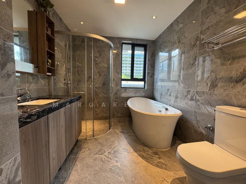 Rumah Kluster untuk Dijual di Forest City (Gelang Patah) - Margaret Moo - Bathroom - PropertyGuru.com.my