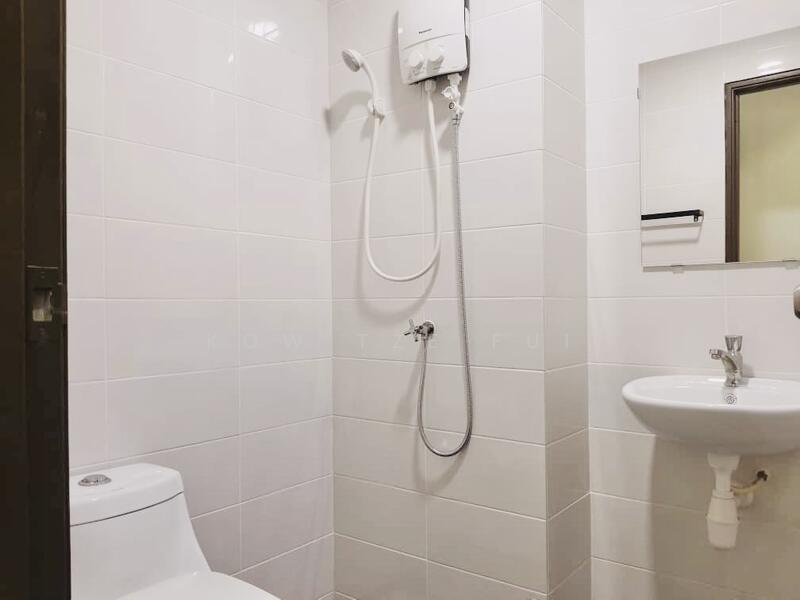 Service Residence for Rent at Landmark Residence 2 - Kow Tze Fui - Bathroom - PropertyGuru.com.my