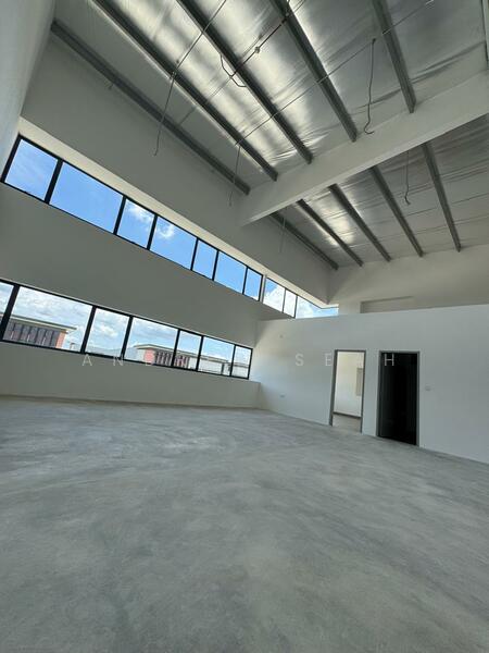 Semi-D Factory for Rent in Sungai Buloh (Selangor) - Andrew Seah - Interior - PropertyGuru.com.my