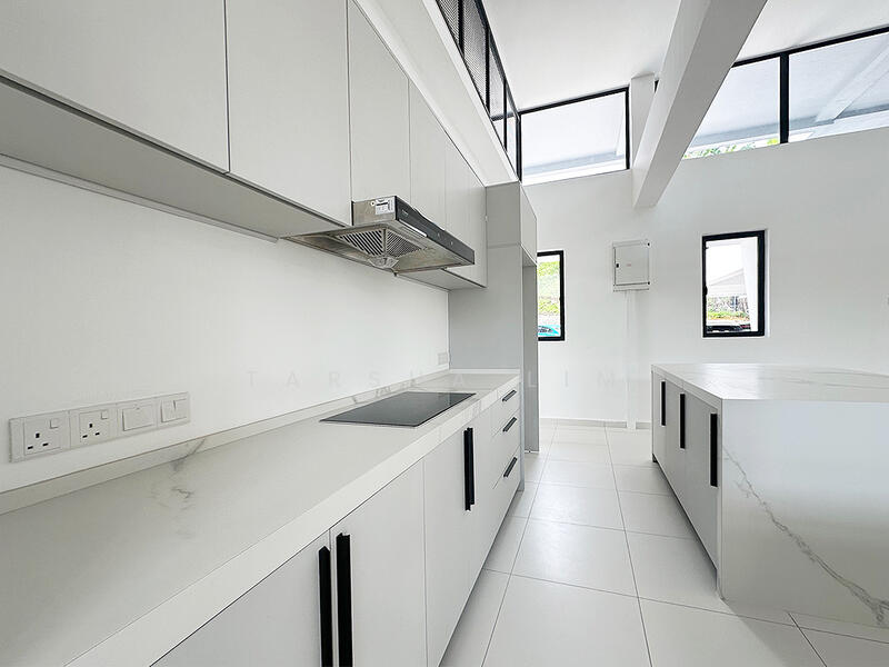 Ground Floor Dry kitchen