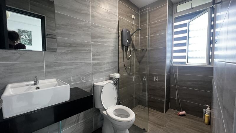 KSL Residence @ Daya untuk Untuk Disewa - RM 2,000 /bulan, Mac 2026 - Bathroom - PropertyGuru.com.my