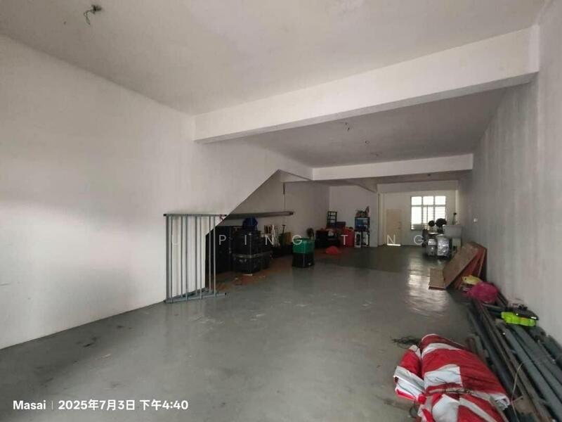 Shop for Sale in Masai (Johor) - Lau Ping Ting - Interior - PropertyGuru.com.my