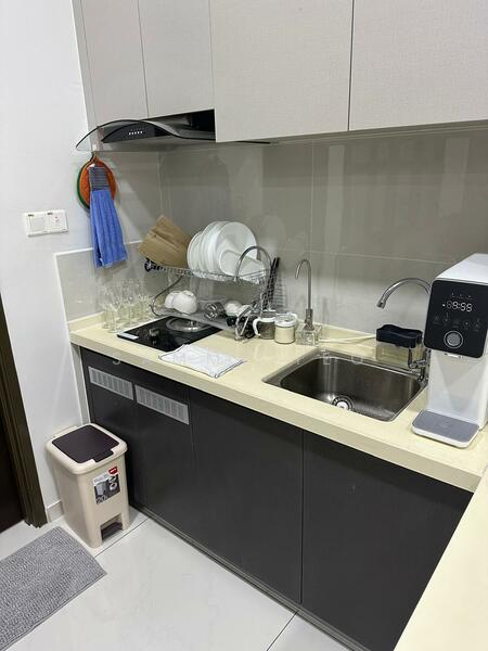 Condominium for Sale at Bay Point @ Country Garden Danga Bay - SAMMY TEO - Kitchen - PropertyGuru.com.my