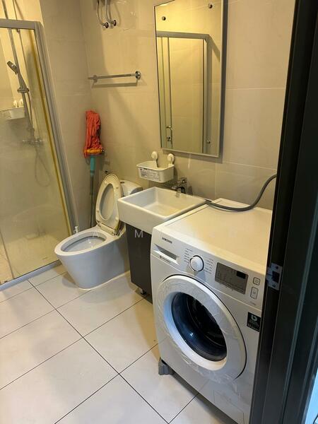 Condominium for Sale at Bay Point @ Country Garden Danga Bay - SAMMY TEO - Bathroom - PropertyGuru.com.my