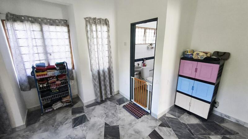 Taman Rawang Perdana untuk Untuk Dijual - RM 650,000, Feb 2026 - Bathroom - PropertyGuru.com.my