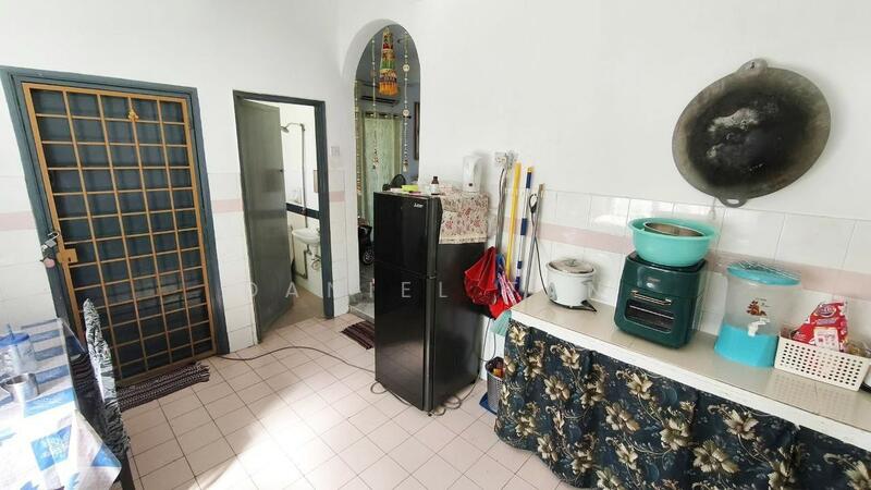 Taman Rawang Perdana untuk Untuk Dijual - RM 650,000, Feb 2026 - Kitchen - PropertyGuru.com.my