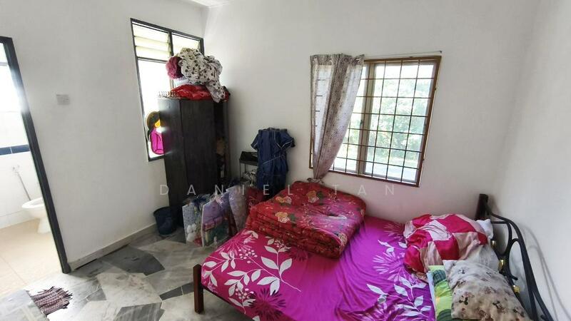 Taman Rawang Perdana untuk Untuk Dijual - RM 650,000, Feb 2026 - Bedroom - PropertyGuru.com.my