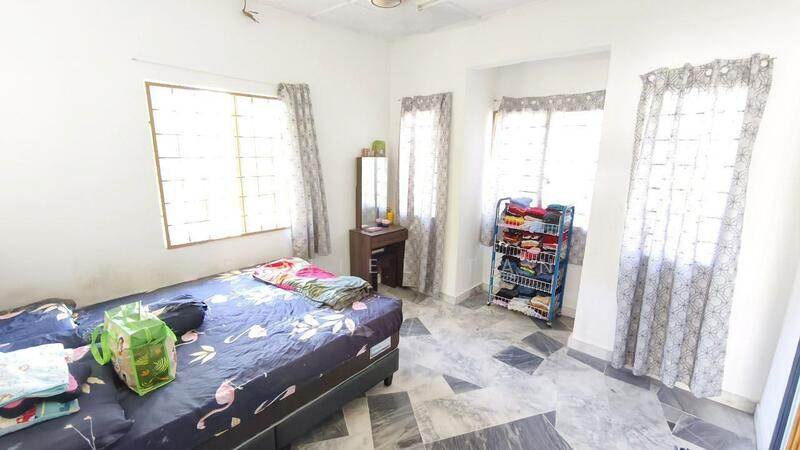 Taman Rawang Perdana untuk Untuk Dijual - RM 650,000, Feb 2026 - Bedroom - PropertyGuru.com.my