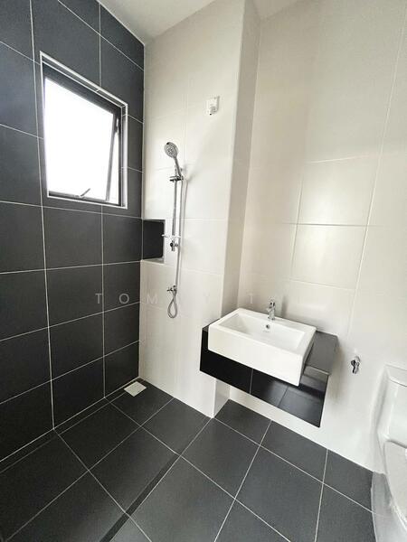 Cluster House for Sale in Eco Botanic (Iskandar Puteri (Nusajaya)) - Tommy Tai - Bathroom - PropertyGuru.com.my