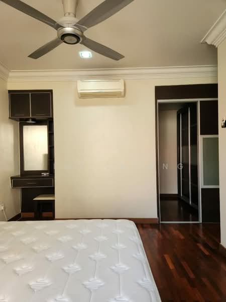 Kondominium untuk Dijual di Casa Tropicana - Wind Cheang - Bedroom - PropertyGuru.com.my