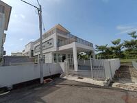 For Rent - Three Storey Corner Lot Bungalow House @ Taman Nuri / Durian Tunggal
