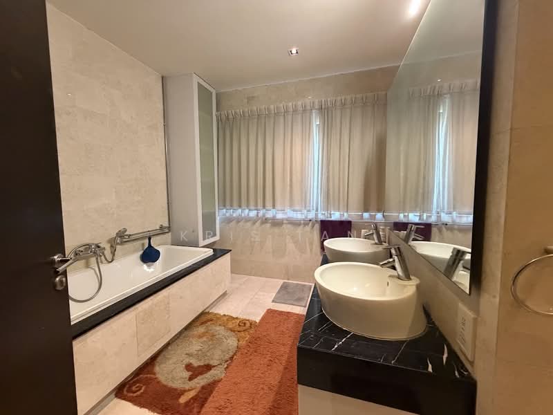 Bungalow for Sale in Jade Hills (Kajang) - Kris Tan - Bathroom - PropertyGuru.com.my