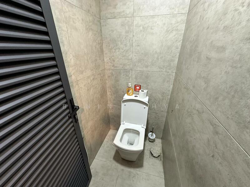 Surian Industrial Park untuk Untuk Dijual - RM 13,000,000, Feb 2026 - Bathroom - PropertyGuru.com.my