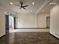 For Rent - Refurbished Office or Studio above 99 SpeedMart, Taman Kasigui 3