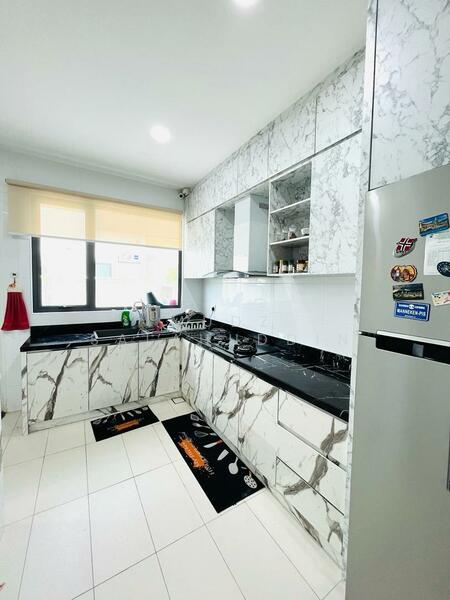 Semi-Detached House for Rent in Cyber 9 (Cyberjaya) - Mudz Salahuddin - Kitchen - PropertyGuru.com.my