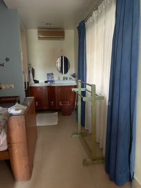 Bungalow for Sale in Taman Desa (Kuala Lumpur) - Ee Tsin Lim - Bathroom - PropertyGuru.com.my