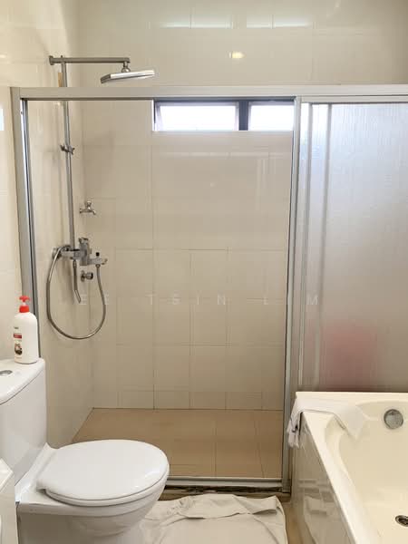 Bungalow for Sale in Taman Desa (Kuala Lumpur) - Ee Tsin Lim - Bathroom - PropertyGuru.com.my