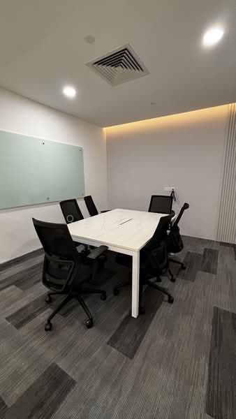 Office for Rent in KLCC (KL City Centre) - Queena Tang - Interior - PropertyGuru.com.my