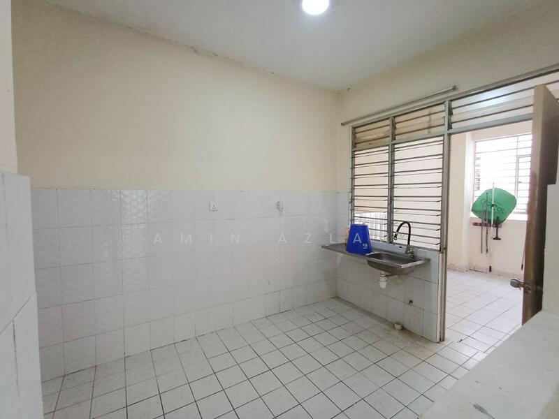 Condominium for Sale at D'Rimba - Amin Azlan - Kitchen - PropertyGuru.com.my