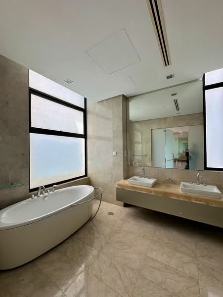 Kondominium untuk Disewa di Gallery @ U-Thant - Marcus Guan - Bathroom - PropertyGuru.com.my