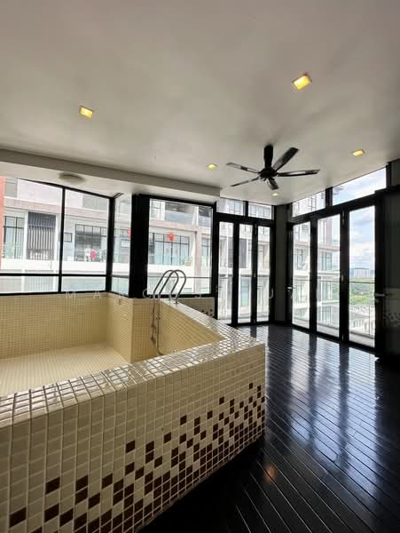 Kondominium untuk Disewa di Gallery @ U-Thant - Marcus Guan - Pool - PropertyGuru.com.my