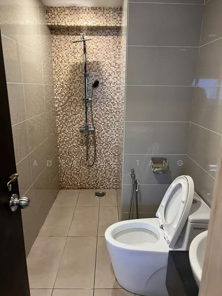 Service Residence for Rent at D'Latour - Adeline Tang - Bathroom - PropertyGuru.com.my