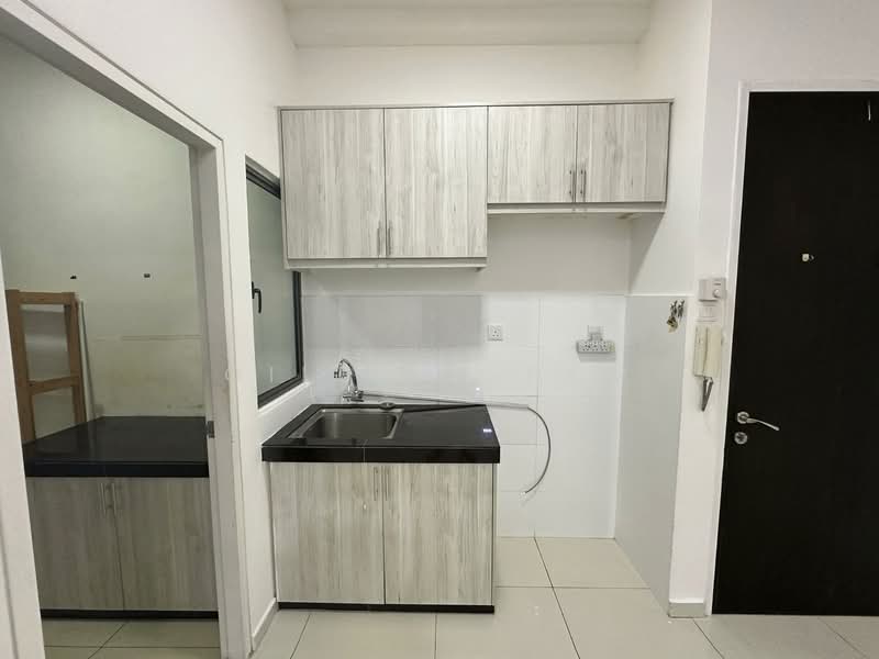 Service Residence for Sale at Seasons Garden Residences - Gilbert Hor - Kitchen - PropertyGuru.com.my