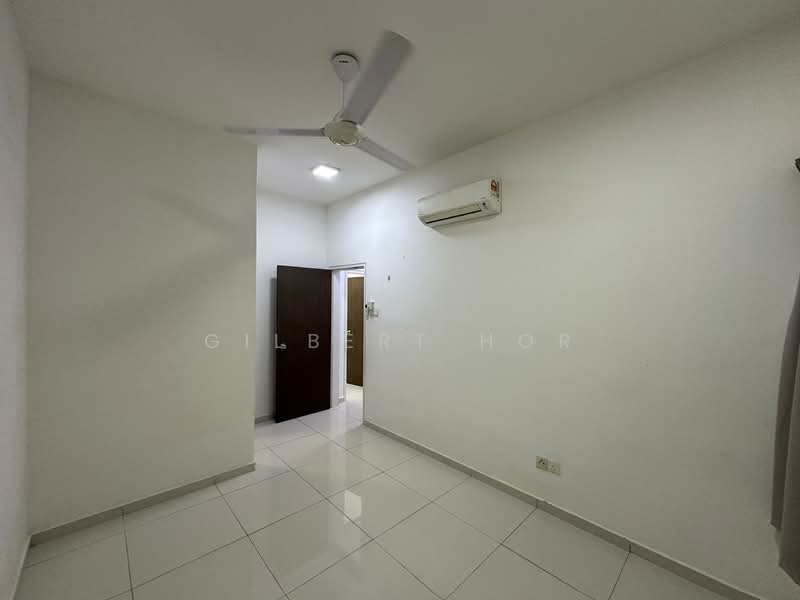 Service Residence for Sale at Seasons Garden Residences - Gilbert Hor - Interior - PropertyGuru.com.my