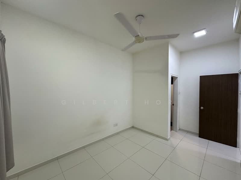 Service Residence for Sale at Seasons Garden Residences - Gilbert Hor - Interior - PropertyGuru.com.my