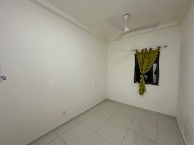 Service Residence for Sale at Seasons Garden Residences - Gilbert Hor - Interior - PropertyGuru.com.my