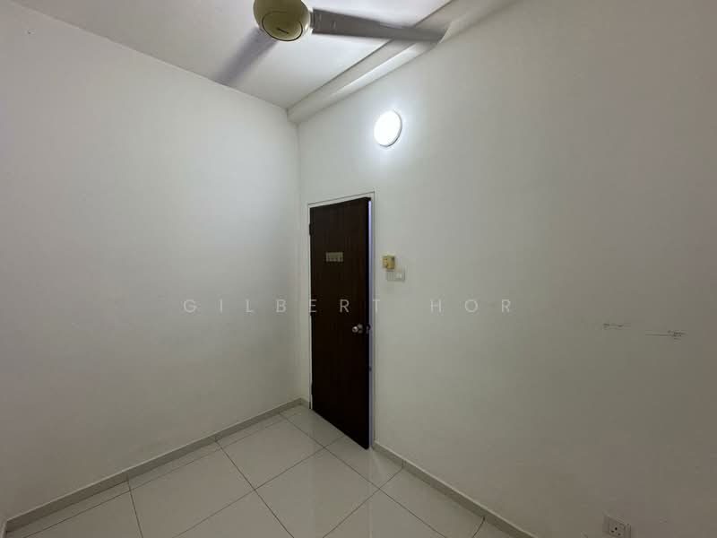 Service Residence for Sale at Seasons Garden Residences - Gilbert Hor - Interior - PropertyGuru.com.my