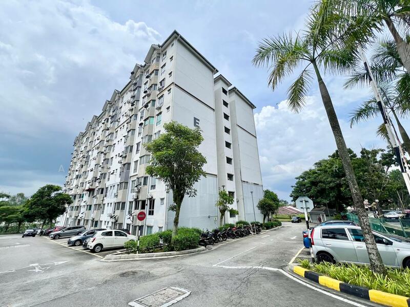 Apartment for Sale at Pangsapuri Mayang (Puncak Jalil) - Ahmad Fikri Amer Hamzah - Exterior - PropertyGuru.com.my
