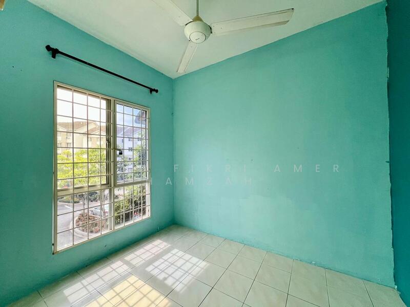 Apartment for Sale at Pangsapuri Mayang (Puncak Jalil) - Ahmad Fikri Amer Hamzah - Interior - PropertyGuru.com.my