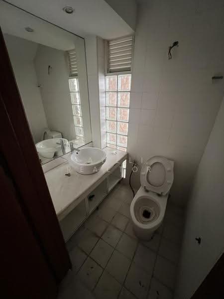 Townhouse for Rent in Ampang (Kuala Lumpur) - Fadzli Realtor - Bathroom - PropertyGuru.com.my