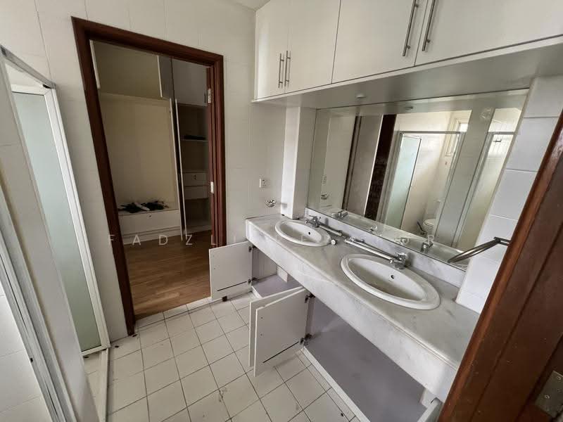 Townhouse for Rent in Ampang (Kuala Lumpur) - Fadzli Realtor - Bathroom - PropertyGuru.com.my