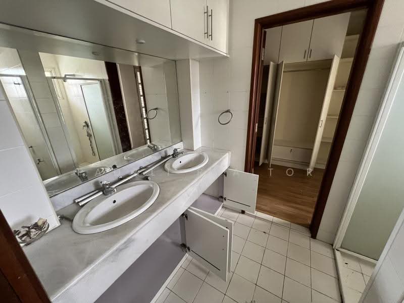 Townhouse for Rent in Ampang (Kuala Lumpur) - Fadzli Realtor - Bathroom - PropertyGuru.com.my