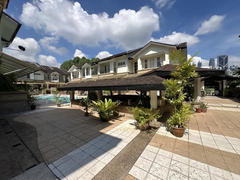 Townhouse for Rent in Ampang (Kuala Lumpur) - Fadzli Realtor - Exterior - PropertyGuru.com.my