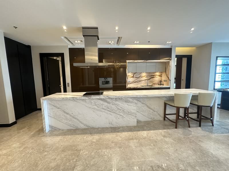 Servis Apartment untuk Disewa di The Ritz-Carlton Residences - Jamie . - Kitchen - PropertyGuru.com.my