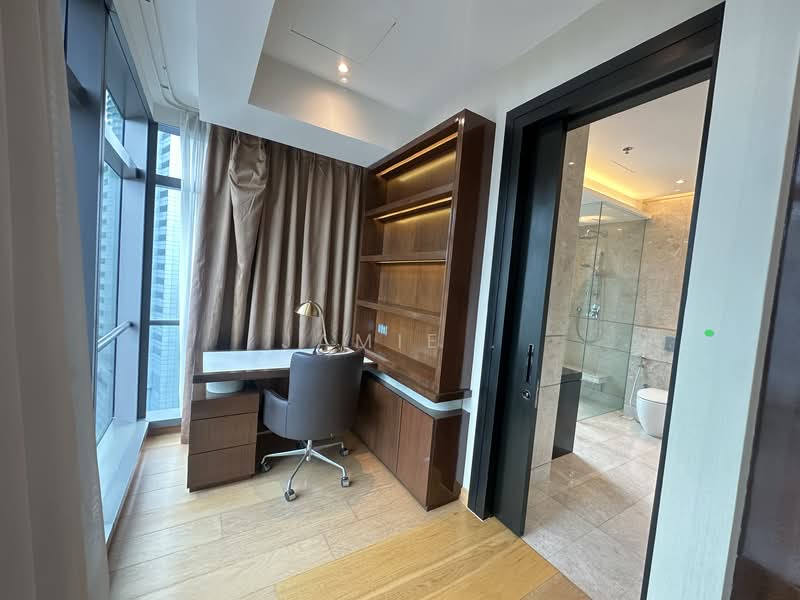 Servis Apartment untuk Disewa di The Ritz-Carlton Residences - Jamie . - Study - PropertyGuru.com.my