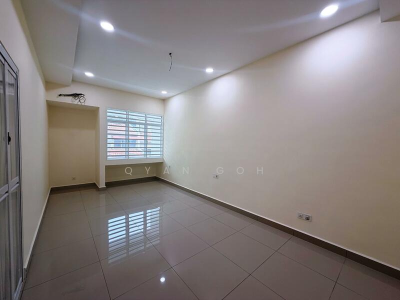 Semi-Detached House for Sale in Island Glades (Jelutong) - Qyan Goh - Interior - PropertyGuru.com.my
