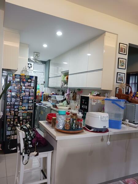 Condominium for Sale at 10 Island Resort - Cindy Teh - Kitchen - PropertyGuru.com.my