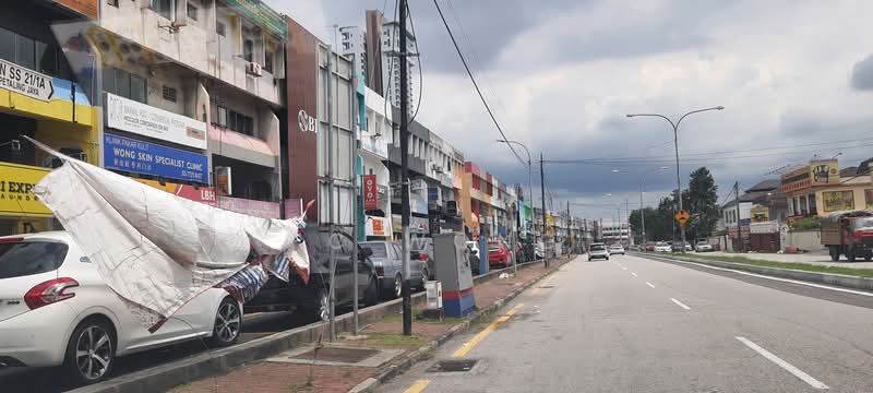 Shop for Rent in SS 21, Damansara Utama (Petaling Jaya) - FC Wong - Exterior - PropertyGuru.com.my