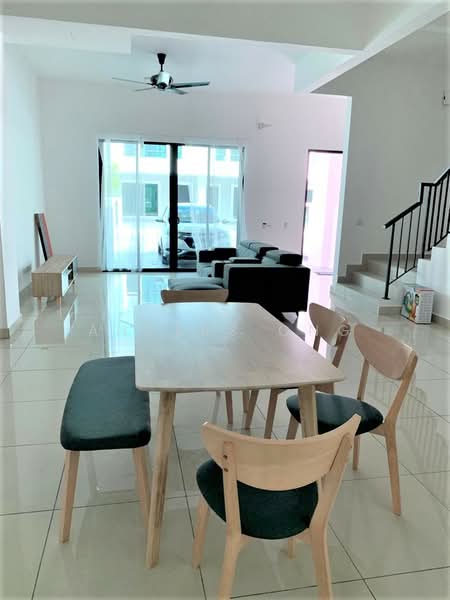 Rumah Teres 2 Tingkat untuk Disewa di Batu Kawan (Penang) - Anders Ong - Living Room - PropertyGuru.com.my
