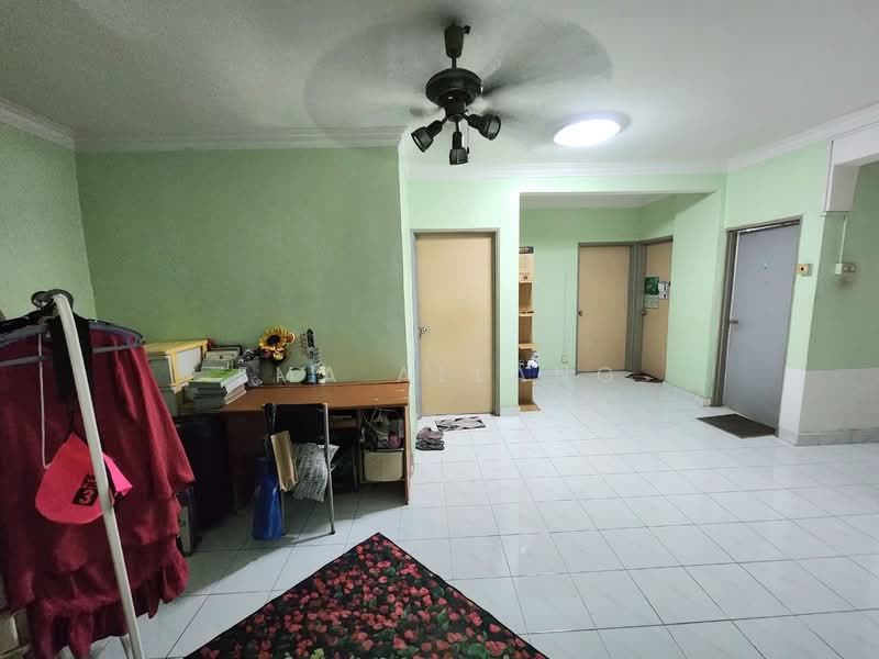 Condominium for Sale at Sri Suajaya Condominium - EMA ALLANG - Living Room - PropertyGuru.com.my