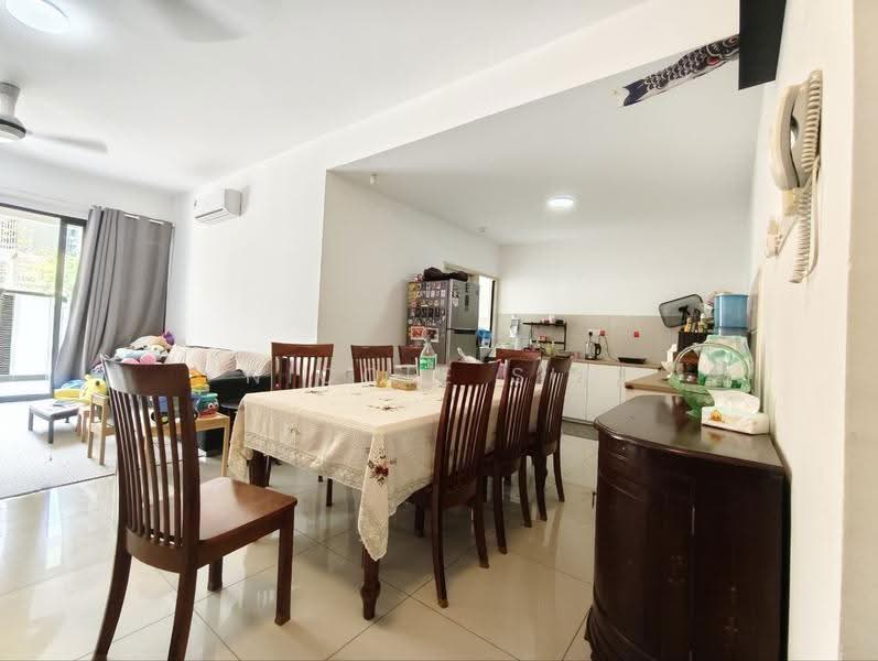 Townhouse for Sale in Shah Alam (Selangor) - Nicole Sim - Living Room - PropertyGuru.com.my