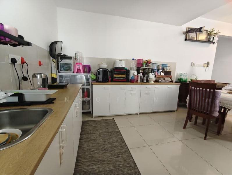 Townhouse for Sale in Shah Alam (Selangor) - Nicole Sim - Kitchen - PropertyGuru.com.my