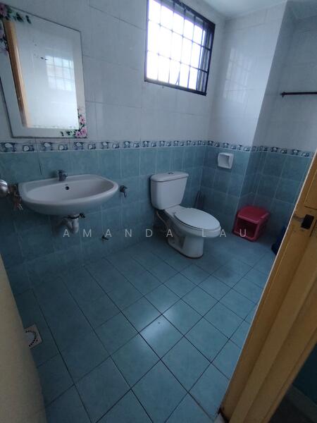 Condominium for Sale at Idaman Puteri - Amanda Lau - Bathroom - PropertyGuru.com.my