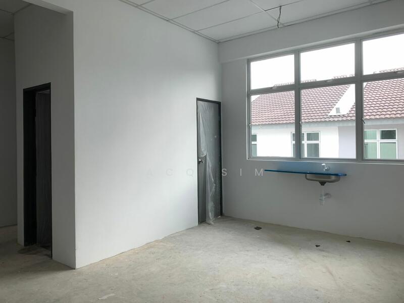 Shop / Office for Rent in Scientex Bandar Jasin (Jasin) - Jacq Sim - Interior - PropertyGuru.com.my