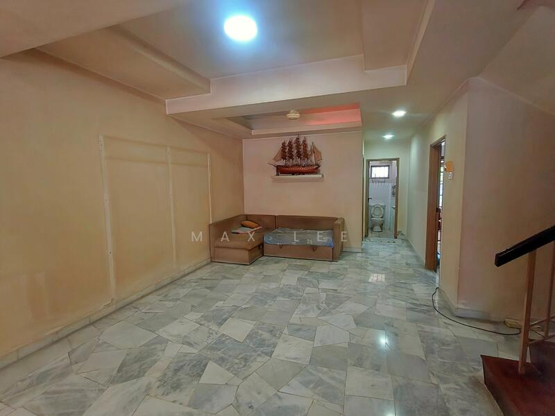 2-storey Terraced House for Sale in Sri Petaling (Kuala Lumpur) - Max Lee - Living Room - PropertyGuru.com.my